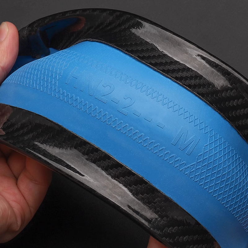 Modenza Pro steering wheel cover – Ultimate Steering Control with Anti-Slip Comfort